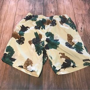 Columbia SwimTrunks Size M